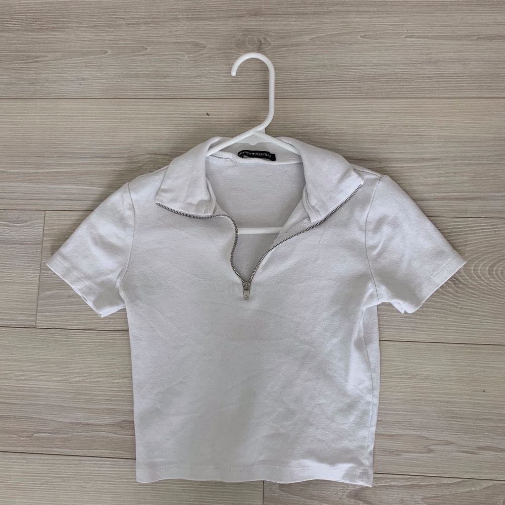 Quarter-zip Top